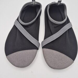 FitKicks Black Gray Slip On Shoes Lightweight Water Travel Yoga Beach Women